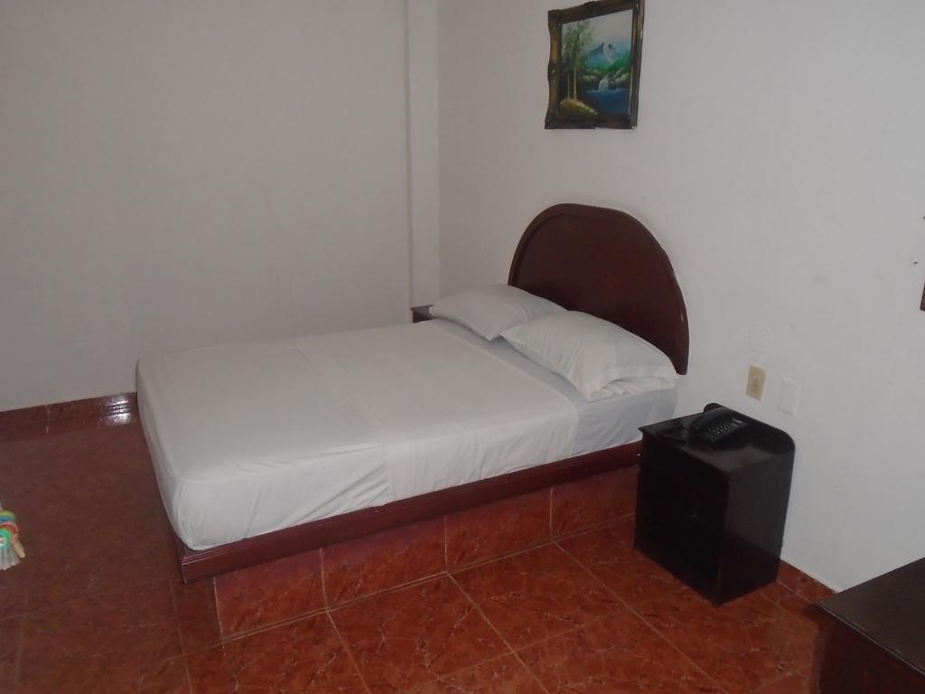 Residencial Mexico Hotel Panama City Exterior photo